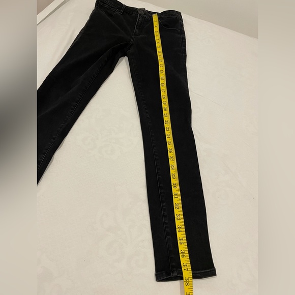 A & F- Simone high rise jeans - Picture 2 of 13